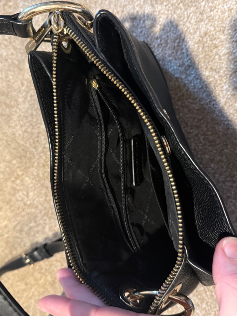 Michael Kors Black Pebbled Shoulder Bag Women's Adjustable Strap Zipper Accent - Picture 3 of 4